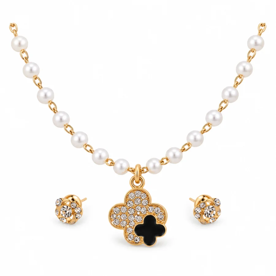 White Pearl Clover Necklace & Earrings Set – Elegant Jewellery Gift Set